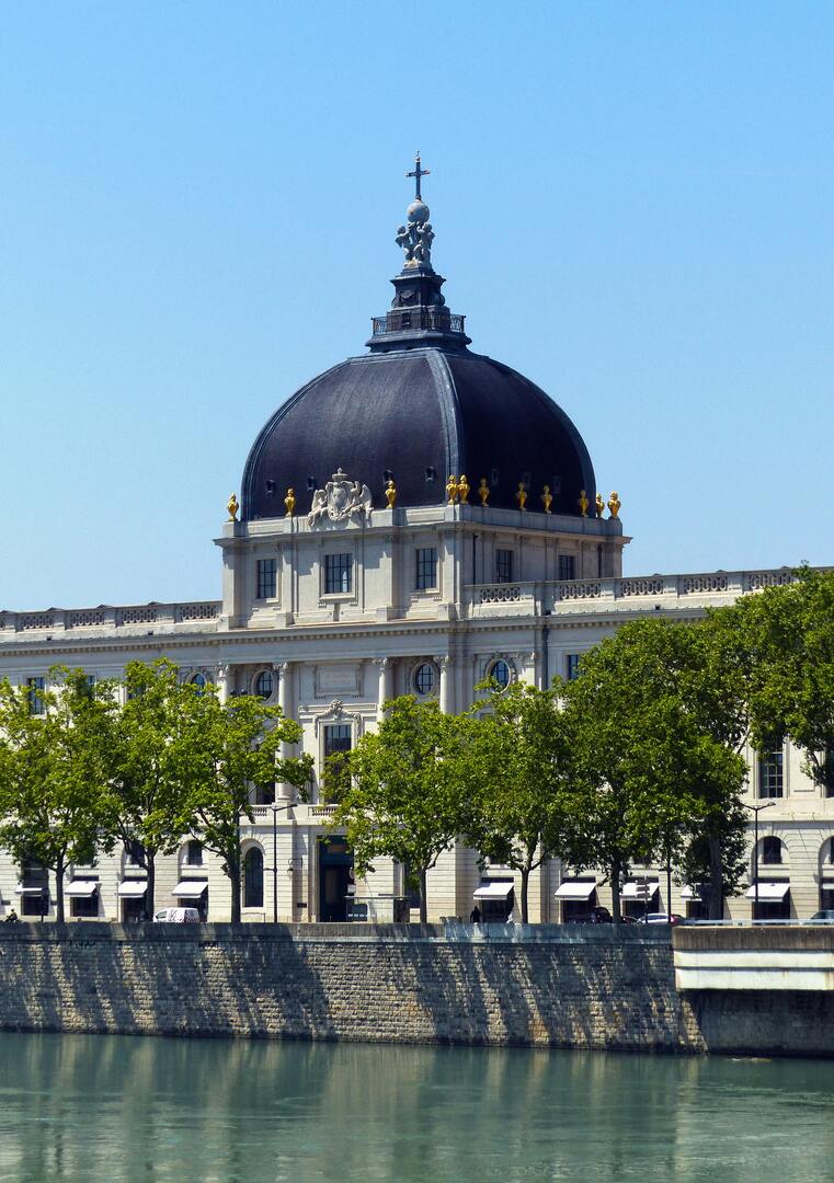 pexels atypeek 14767234